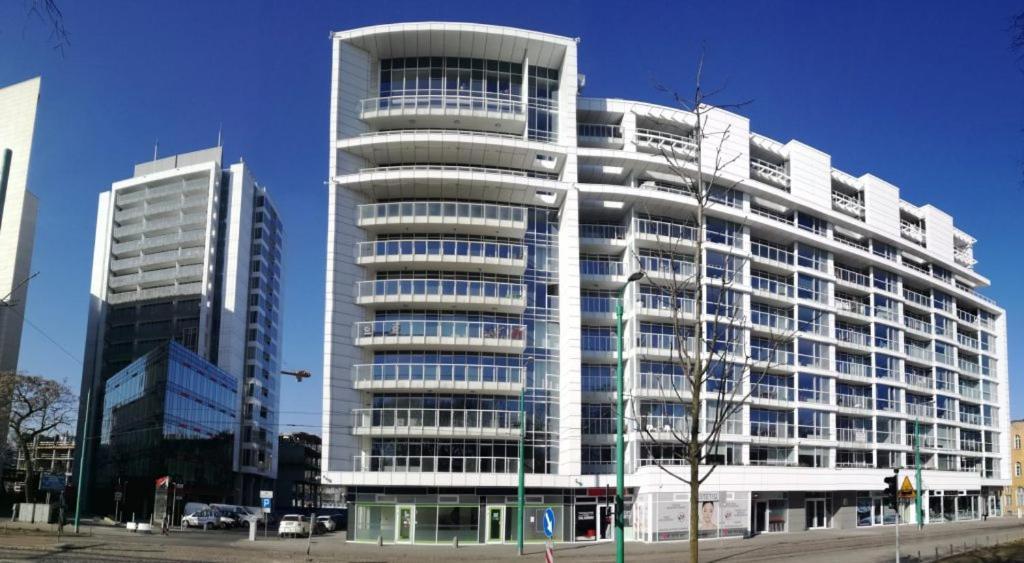 Apartamenty Towarowa Poznań Eksteriør bilde