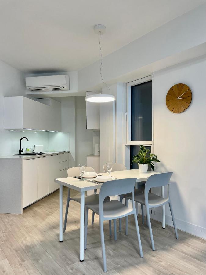Apartamenty Towarowa Poznań Eksteriør bilde