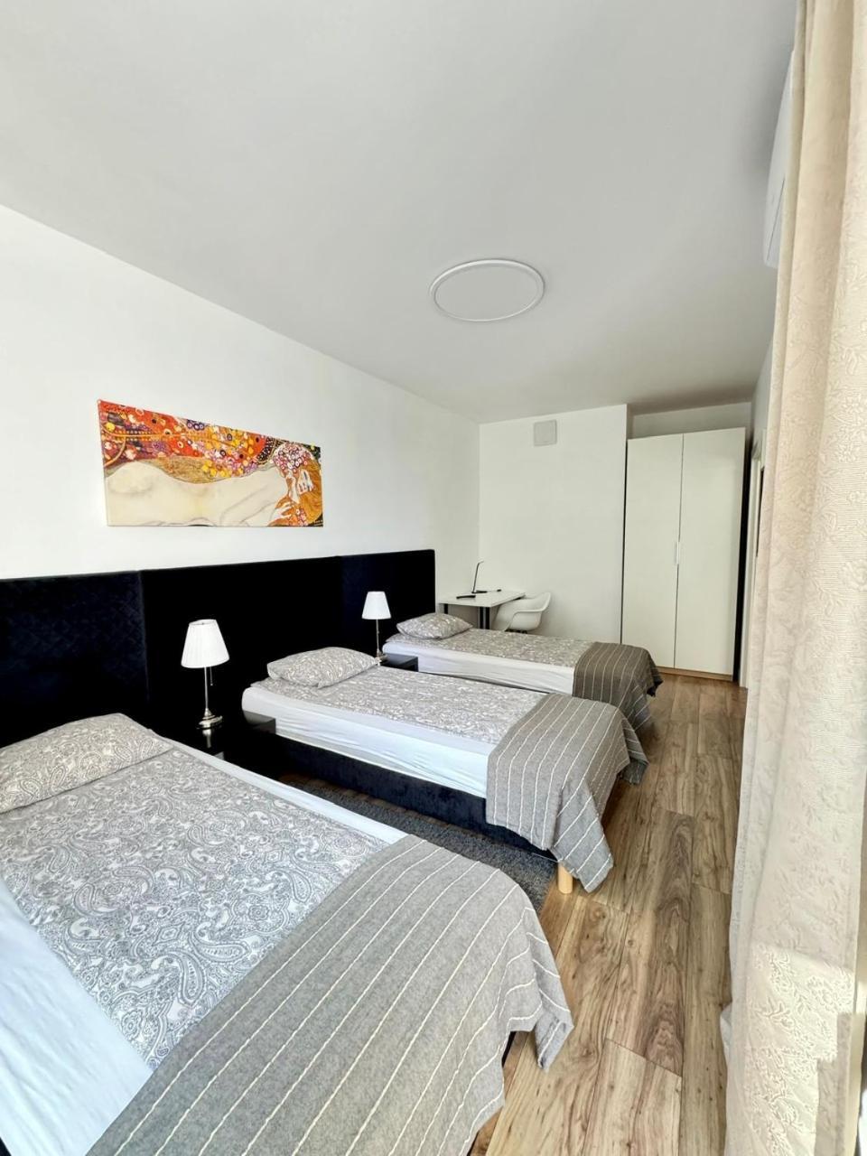 Apartamenty Towarowa Poznań Eksteriør bilde