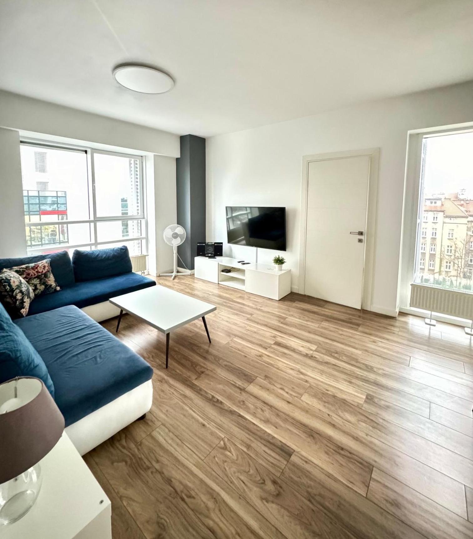 Apartamenty Towarowa Poznań Eksteriør bilde